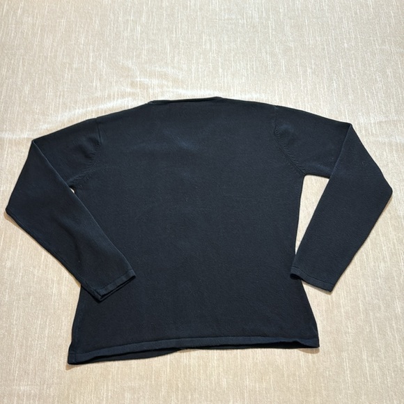 Merona Women’s long sleeve black, v-neck and button up thin sweater. Size Small - Picture 2 of 7